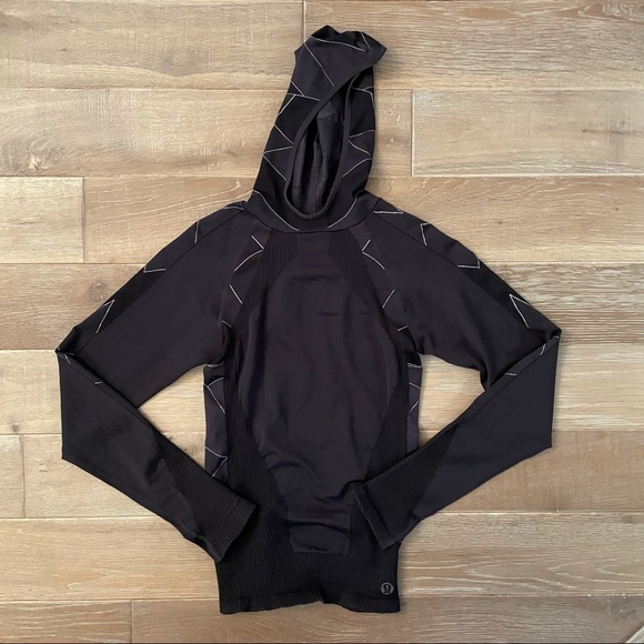 lululemon athletica Jackets & Blazers - Lululemon Black Seamless Pullover Hoodie Jacket